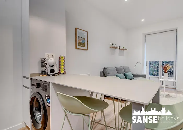 Salud By Sanse Holidays * 圣塞瓦斯蒂安