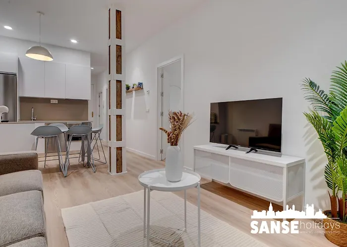 Salud By Sanse Holidays *